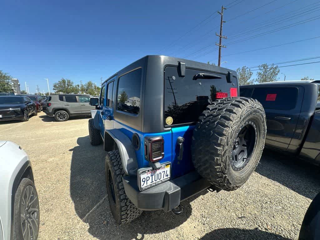 Certified 2016 Jeep Wrangler Unlimited Rubicon w/ Connectivity Group AWD/4WD image 4