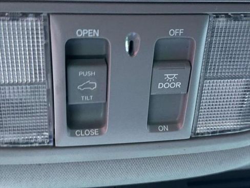 Used 2021 Honda CR-V EX image 30