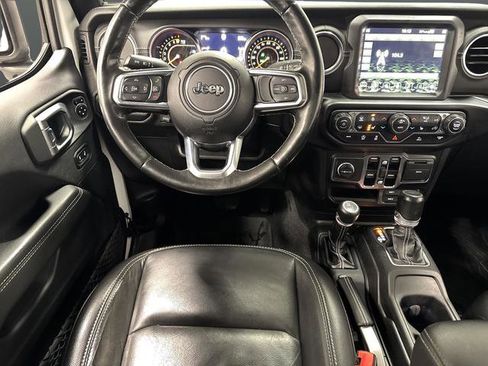 Used 2020 Jeep Gladiator Overland image 5