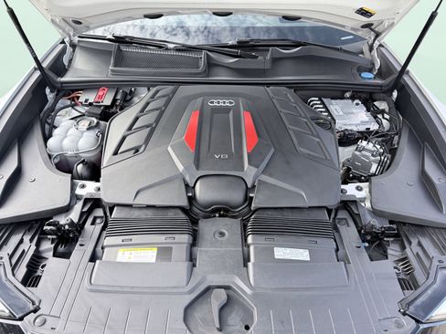 Used 2023 Audi SQ8 Prestige image 57