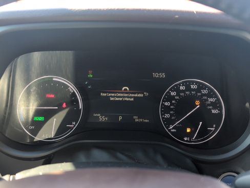 Certified 2021 Toyota Sienna Platinum image 21