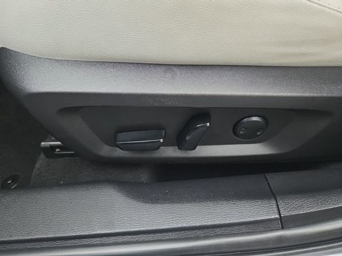 Used 2024 Mitsubishi Outlander SEL image 22