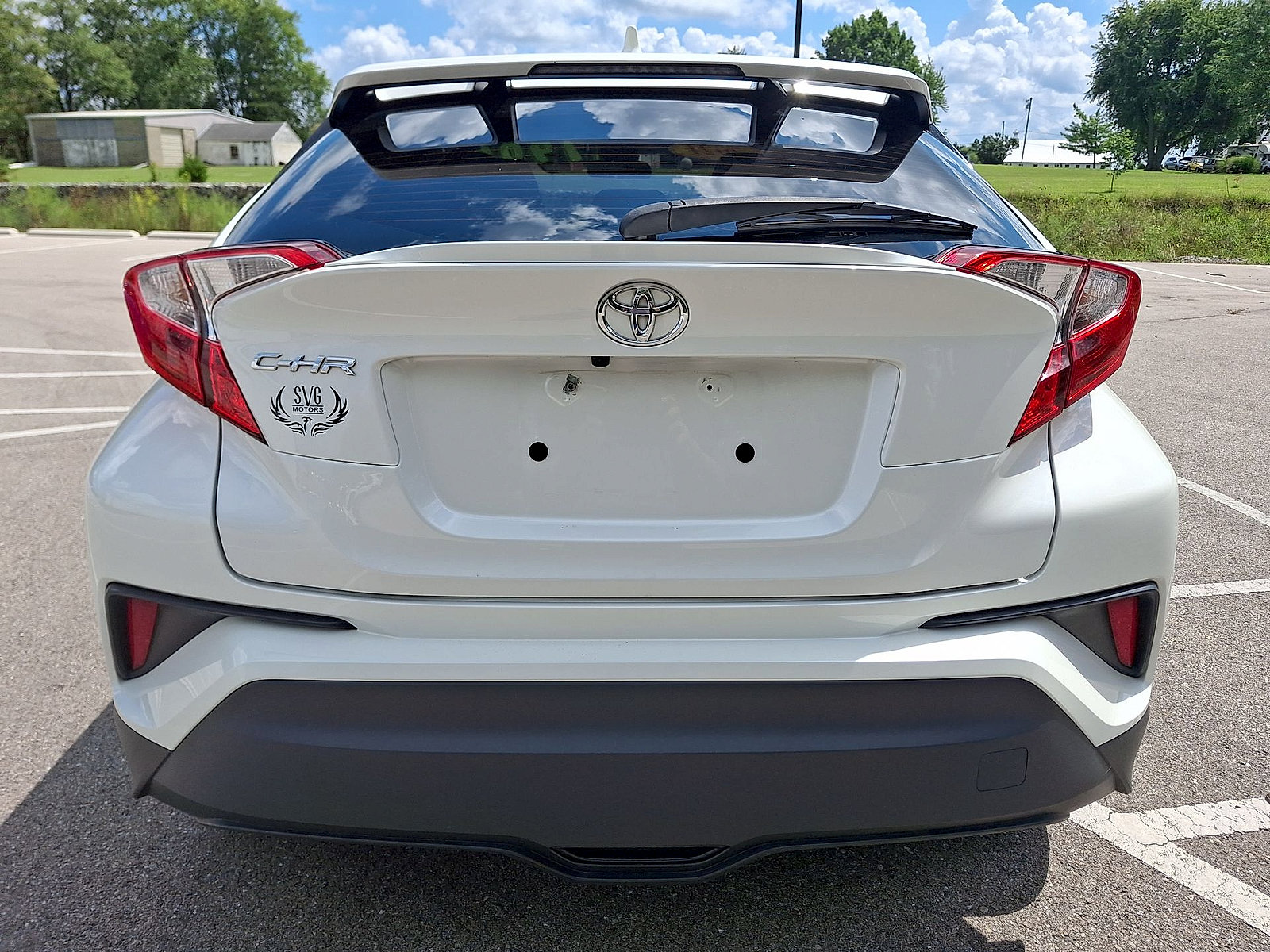 Used 2021 Toyota C-HR XLE FWD image 23