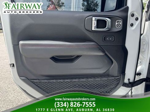 Used 2021 Jeep Wrangler Unlimited Rubicon AWD/4WD image 28