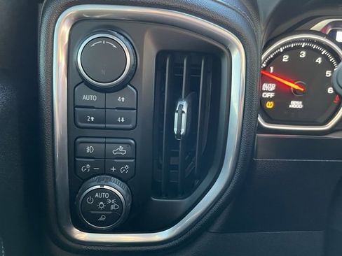 Used 2019 Chevrolet Silverado 1500 High Country image 30