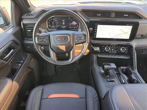 Certified 2024 GMC Sierra 1500 AT4 w/ Technology Package AWD/4WD image 14