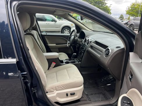 Used 2009 Ford Taurus X SEL FWD image 15