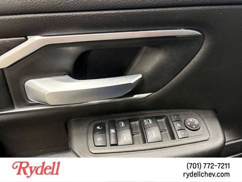 Used 2024 RAM 1500 Big Horn AWD/4WD image 11
