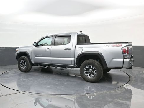 Used 2023 Toyota Tacoma TRD Off-Road AWD/4WD image 5