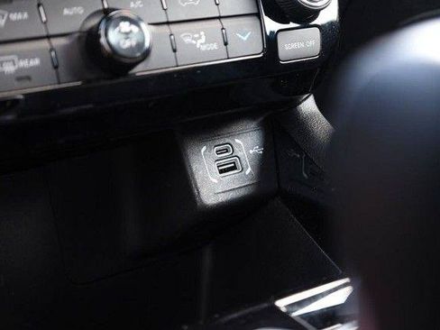 Used 2025 Jeep Compass Trailhawk AWD/4WD image 14