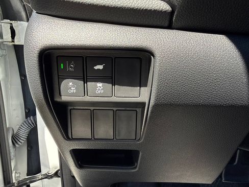 Used 2020 Honda CR-V EX-L image 17