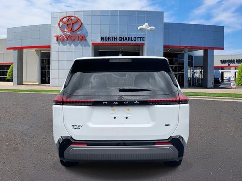 Used 2026 Toyota RAV4 SE AWD/4WD image 5
