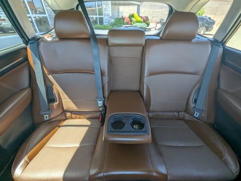 Used 2017 Subaru Outback 2.5i Touring AWD/4WD image 24