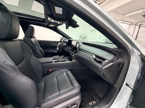 Used 2023 Lexus RX 350 350h Luxury 4D Sport Utility image 31