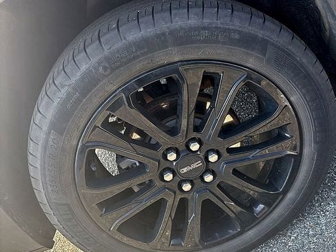 Used 2023 GMC Acadia SLT w/ Elevation Edition AWD/4WD image 8