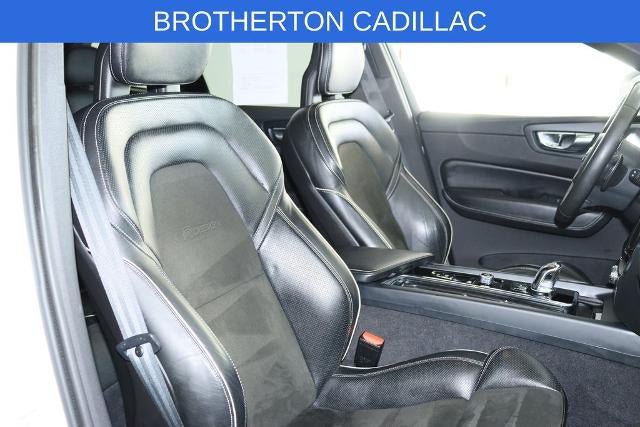 Used 2018 Volvo XC60 T8 R-Design w/ Convenience Package AWD/4WD image 24