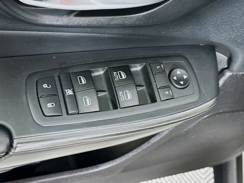 Used 2015 Jeep Cherokee Limited w/ Trailer Tow Group image 15