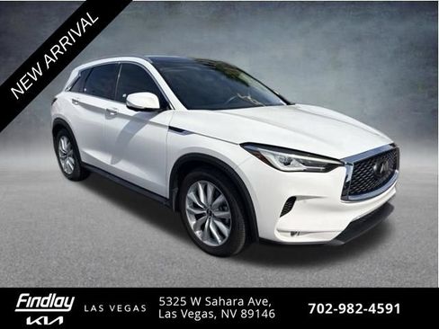 Used 2019 INFINITI QX50 Essential w/ Proactive Package AWD/4WD image 3