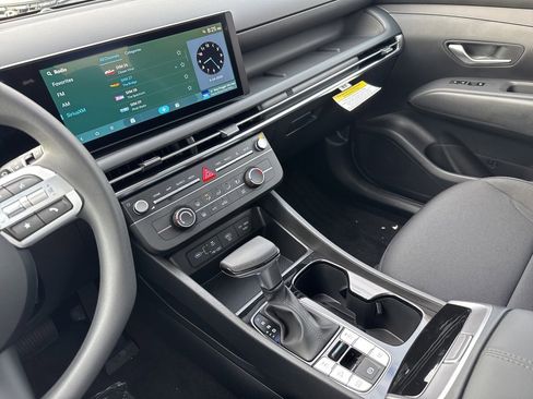 New 2026 Hyundai Tucson SE image 26