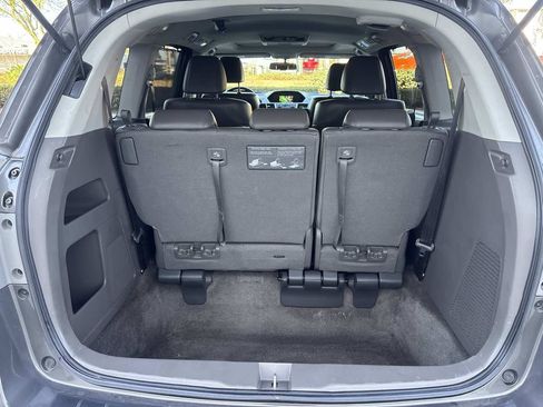 Used 2013 Honda Odyssey Touring Elite image 10