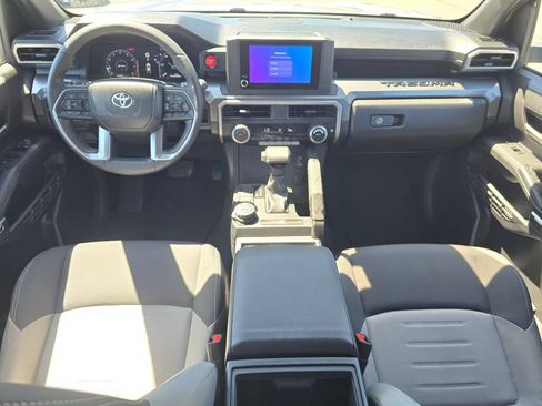 Used 2024 Toyota Tacoma TRD Off-Road AWD/4WD image 9