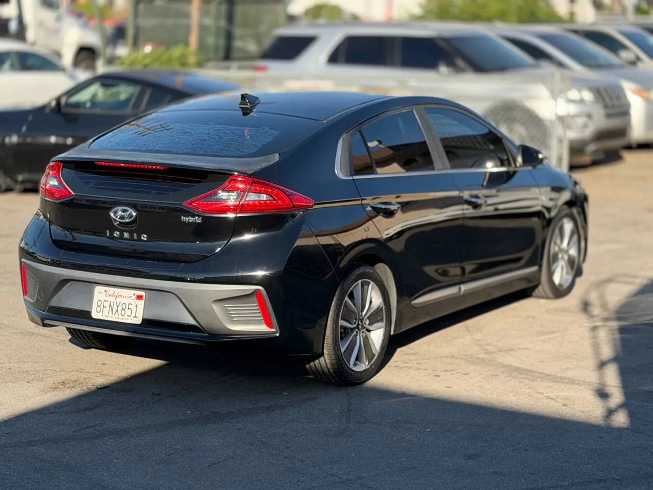 Used 2018 Hyundai Ioniq Limited FWD image 17