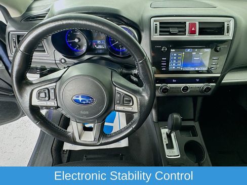 Used 2015 Subaru Outback 2.5i Premium image 12