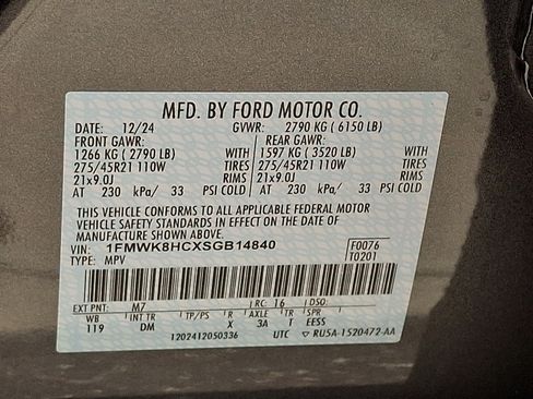 Used 2025 Ford Explorer Platinum w/ Ultimate Package AWD/4WD image 27