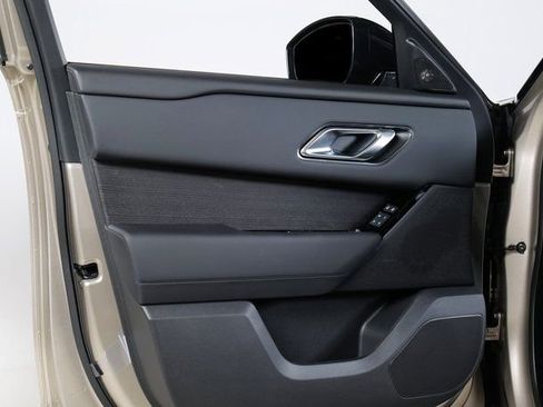 New 2026 Land Rover Range Rover Velar Dynamic SE image 21