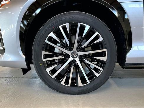 New 2026 Lexus RZ 450e AWD image 12