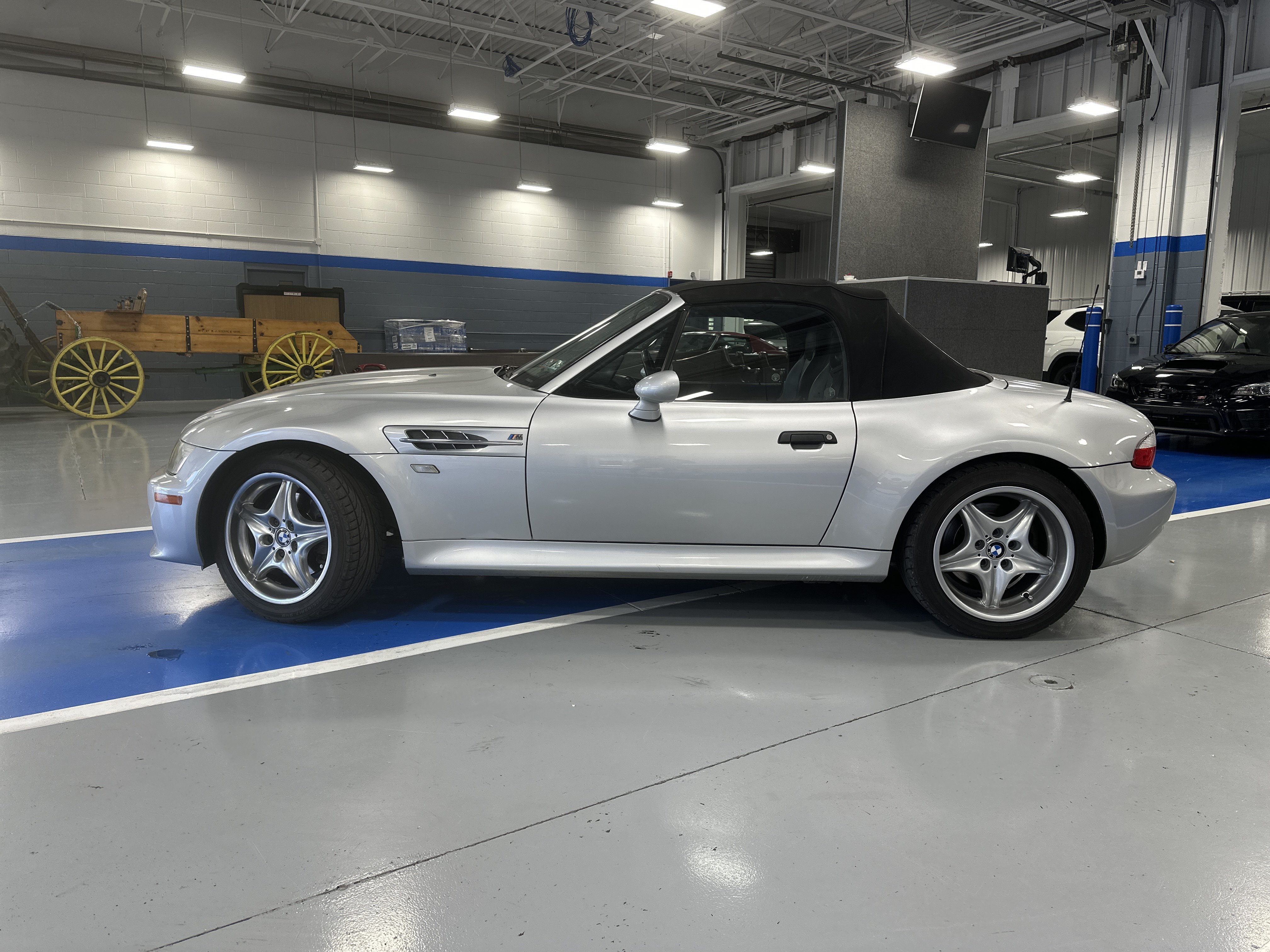 Used 2000 BMW Z3 RWD image 2