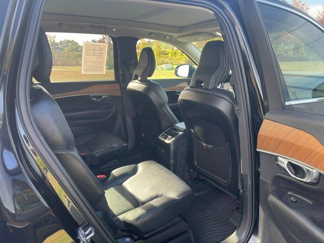 Used 2025 Volvo XC90 T8 Plus w/ Protection Package AWD/4WD image 15