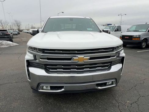 Used 2019 Chevrolet Silverado 1500 LTZ w/ LTZ Convenience Package image 3
