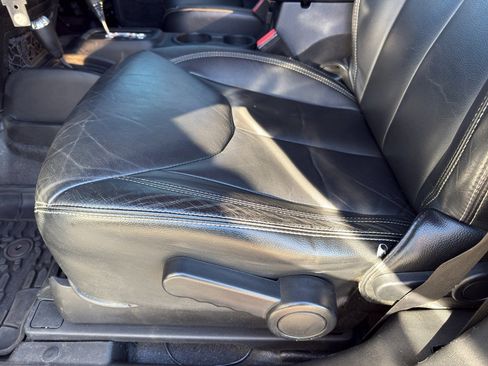 Used 2015 Jeep Wrangler Rubicon image 14