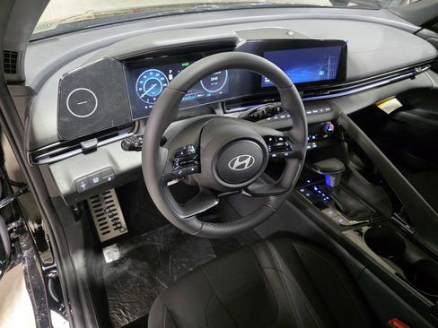 New 2026 Hyundai Elantra Sport image 24