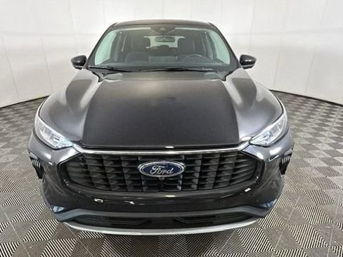 Used 2023 Ford Escape Active w/ Tech Pack #2 AWD/4WD image 7