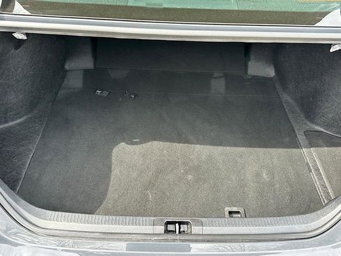 Used 2025 Toyota Camry SE image 13