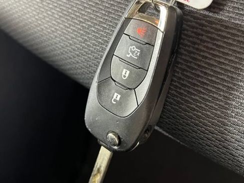 Used 2017 Chevrolet Cruze LT FWD image 26