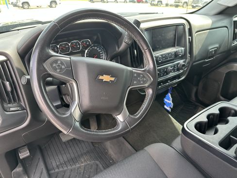 Used 2018 Chevrolet Silverado 1500 LT w/ All Star Edition AWD/4WD image 3