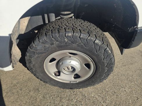 Used 2009 Ford F350 Lariat image 29