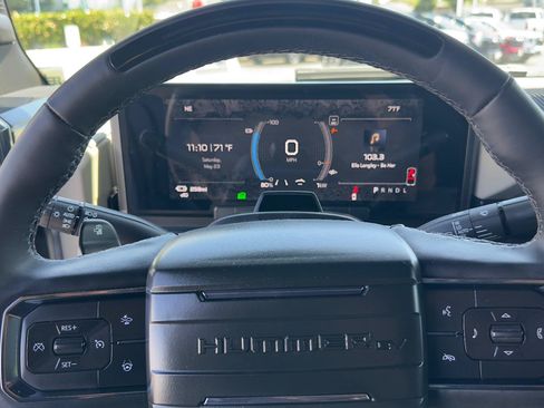 Used 2026 GMC Hummer EV SUV AWD/4WD image 17