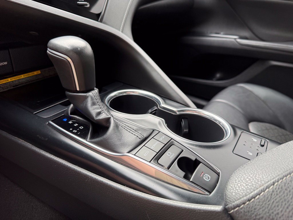 Used 2019 Toyota Camry XSE FWD image 26