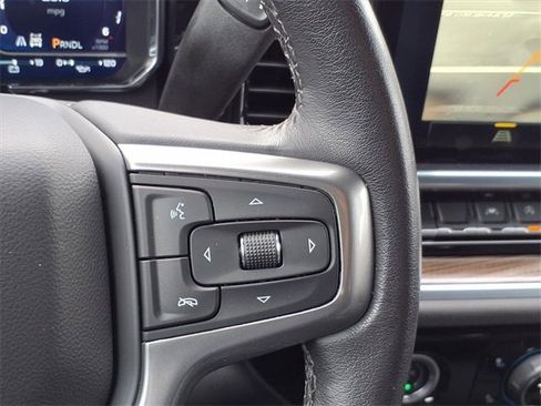 Used 2022 Chevrolet Silverado 1500 LT image 12