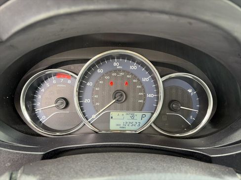 Used 2014 Toyota Corolla LE image 13