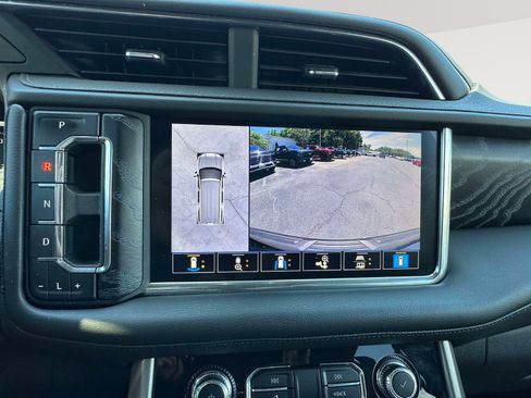 Used 2021 GMC Yukon Denali AWD/4WD image 10