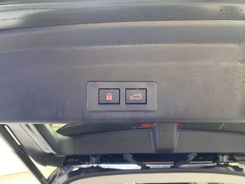 Used 2025 Subaru Ascent Touring w/ Popular Package #2 image 32