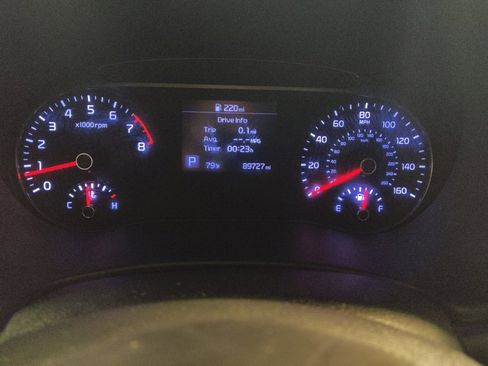 Used 2021 Kia Soul LX FWD image 23