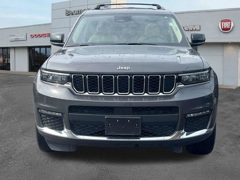 Used 2022 Jeep Grand Cherokee L Limited AWD/4WD image 2