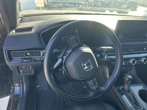 Used 2022 Honda Civic Sport image 5