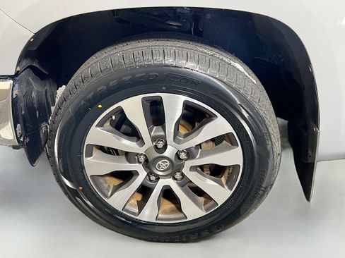 Used 2019 Toyota Tundra Limited image 13